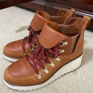Colehaan wedge Boots